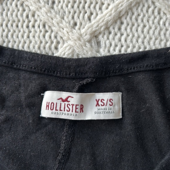 Hollister Basic T-Shirt with Printed Pocket - Picture 3 of 4